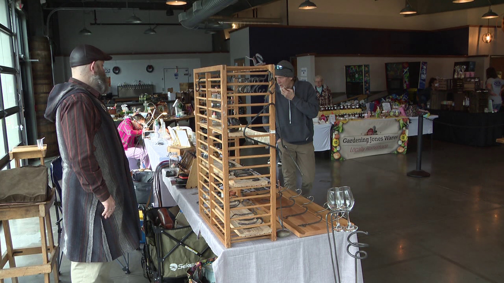 Spring Fair Graphics Spring craft fair draws crowds at Wallenpaupack Brewing Company | wnep.com