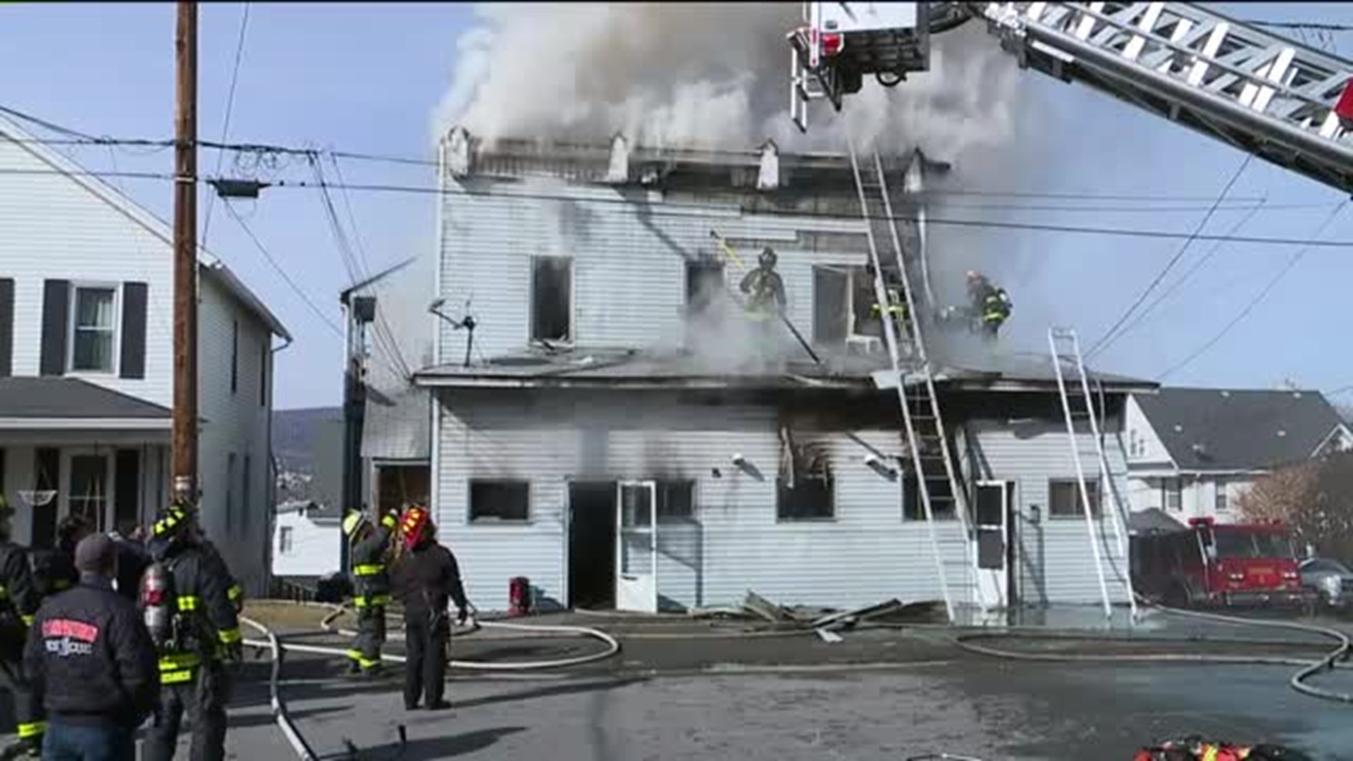 Apartments Destroyed in Smoky Scranton Fire
