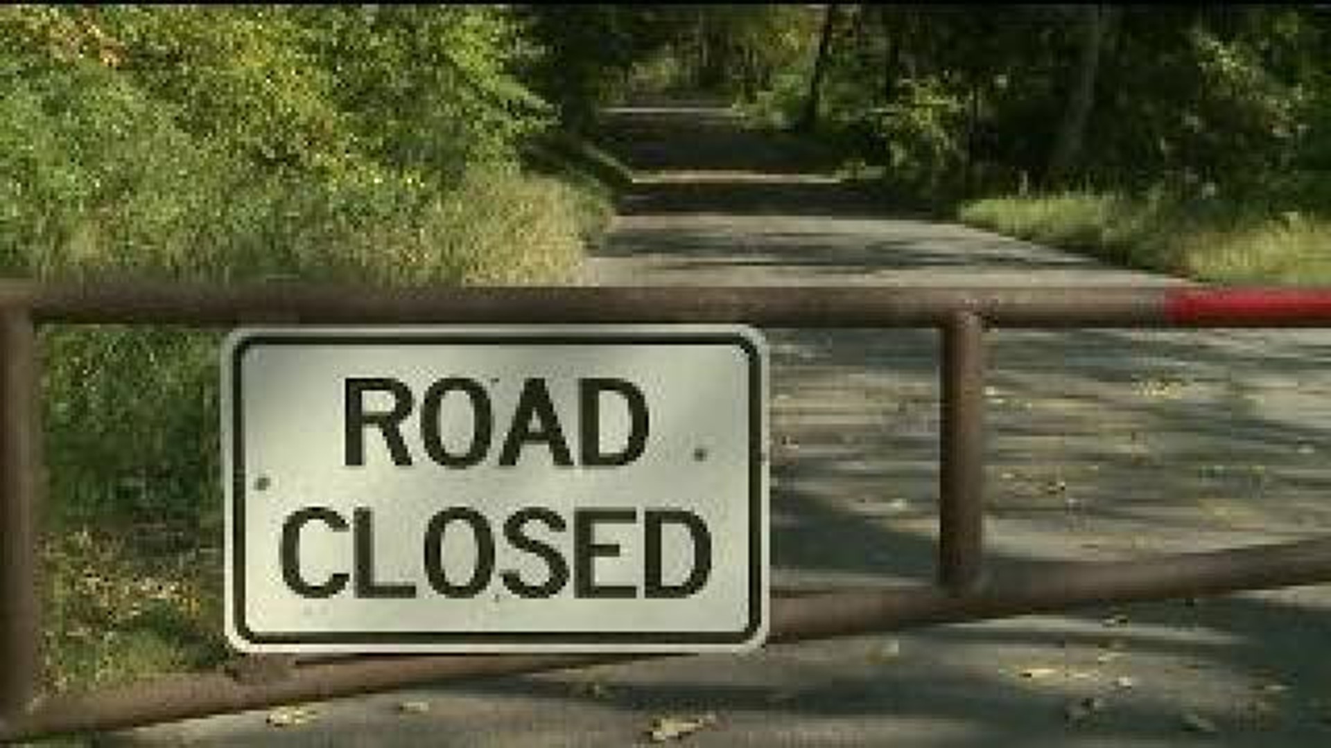 Government Shutdown Closes Park And Roads