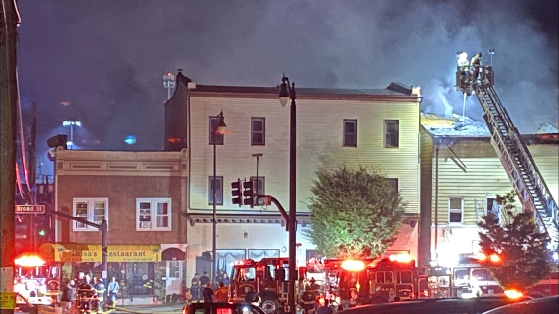 Unbelievable Scenes! Large Fire Consumes Historic Building On Main Street. - 5a378he