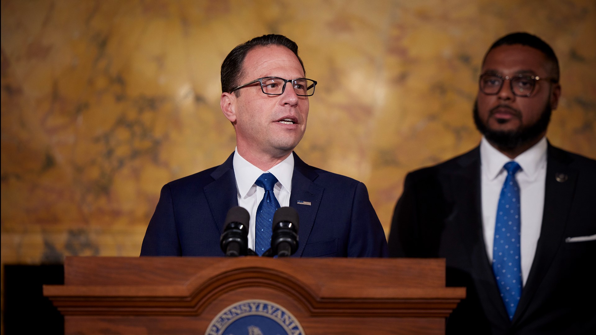 Josh Shapiro prepares to take oath of office as PA governor 