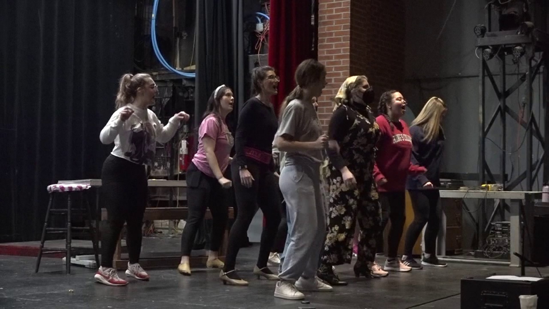 Newswatch 16's Chelsea Strub takes us backstage for this community theatre production.