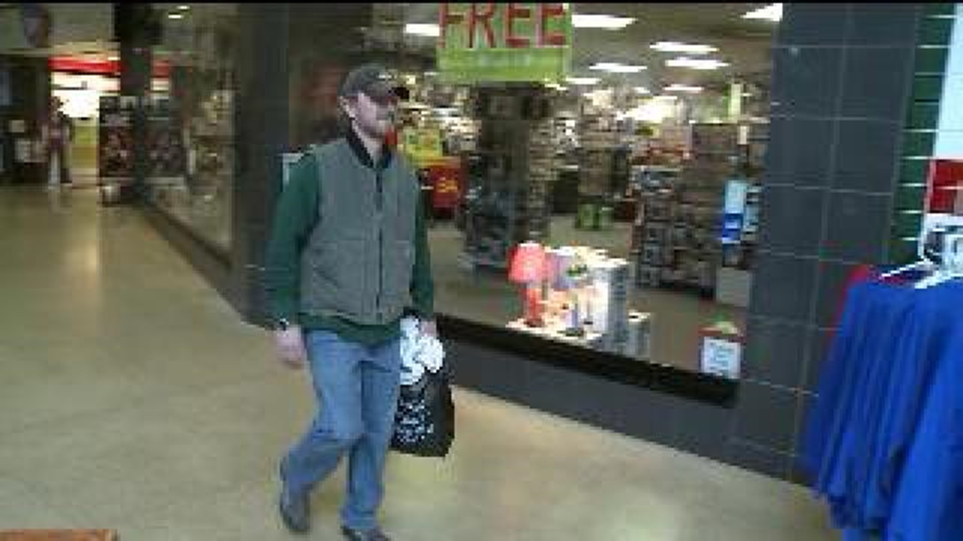 Last-minute Shoppers in Schuylkill County