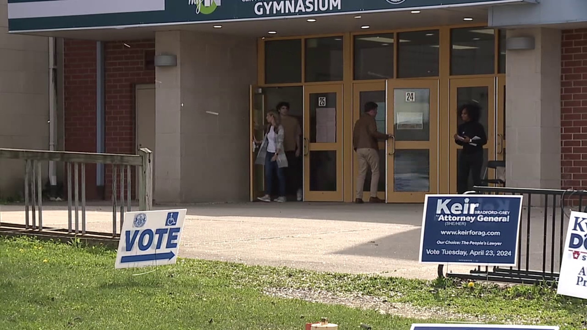 It's been a light day for polling sites across Lackawanna County, according to the Bureau of Elections.