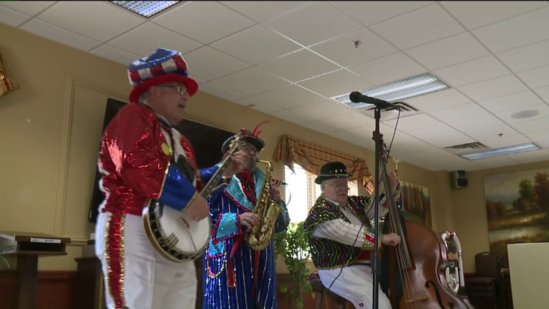 Mummers Entertain Nursing Home Residents in Scranton