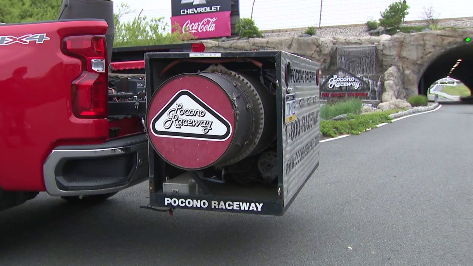 Pocono Raceway crews help reopen I-95 wnep