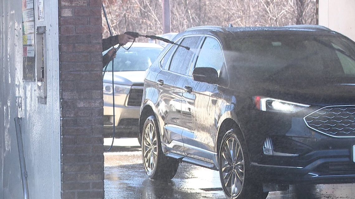 Sunshine spurs rush to car wash as Lackawanna Co. drivers wash away