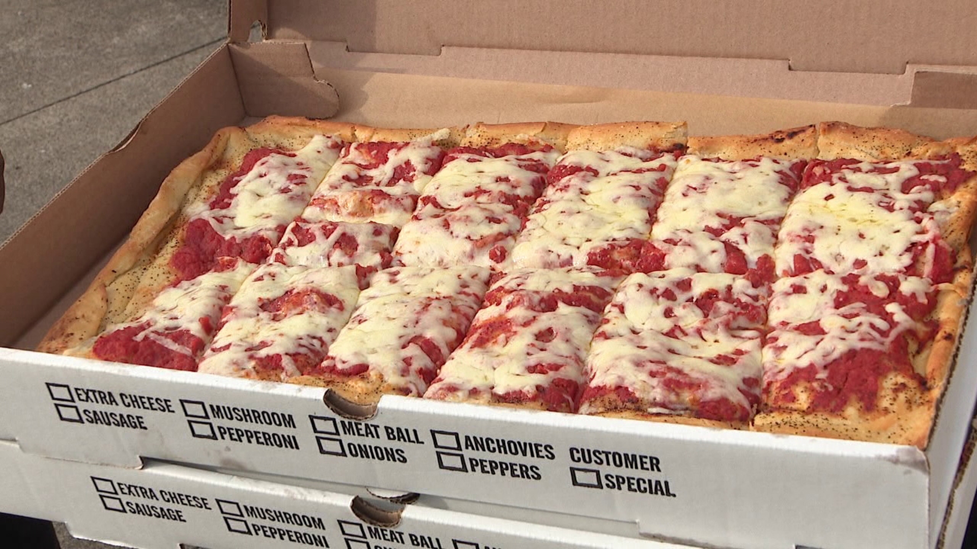 Pride score late goal to hand Angel City a first loss of the season ...