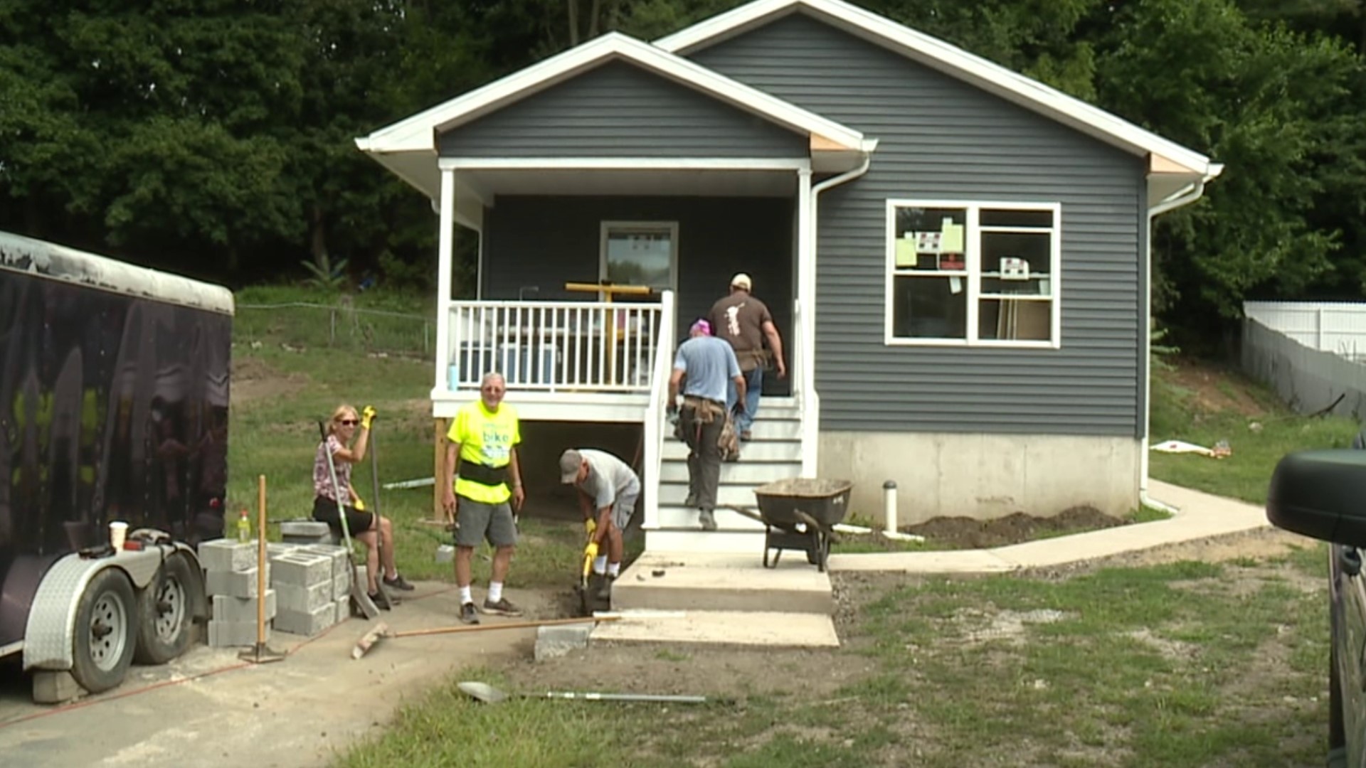 A union of carpenters helped out Habitat for Humanity Saturday in Pittston.