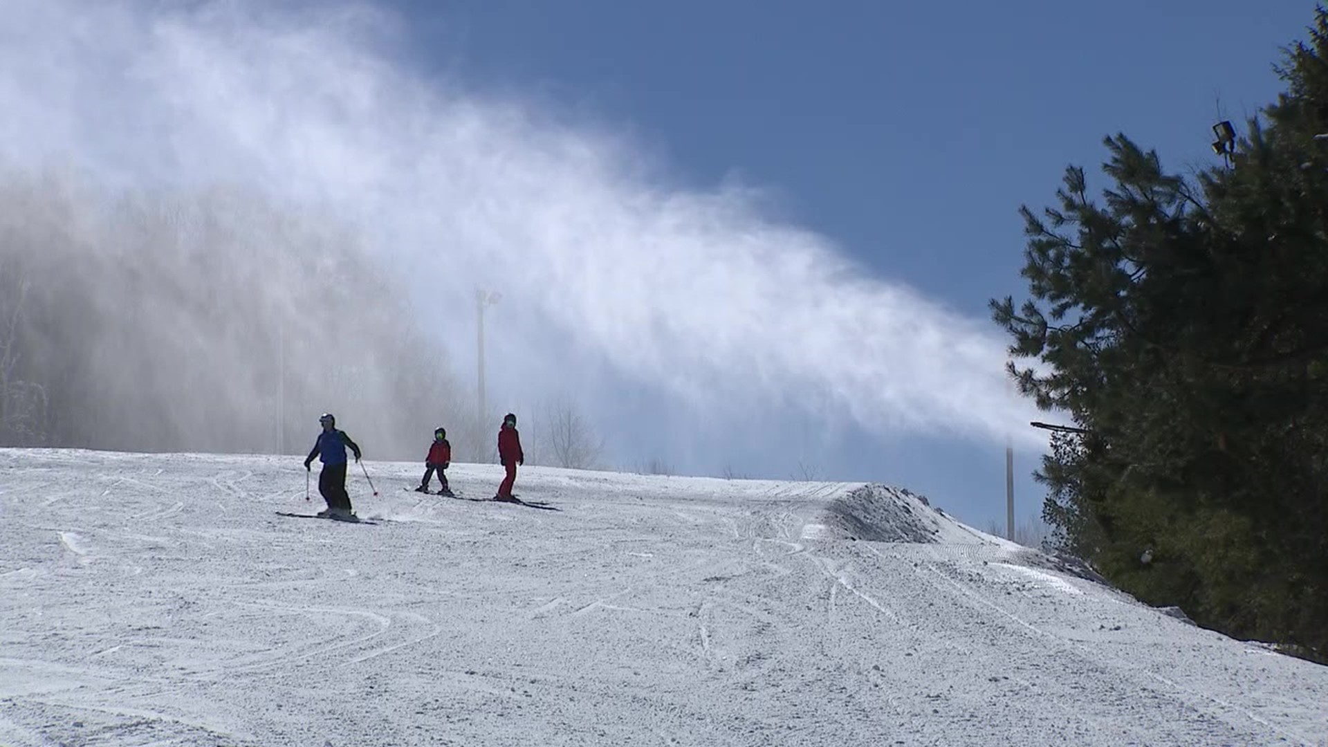 Newswatch 16's Amanda Eustice stopped by Blue Mountain Ski Area in Carbon County, which was sold out all weekend.