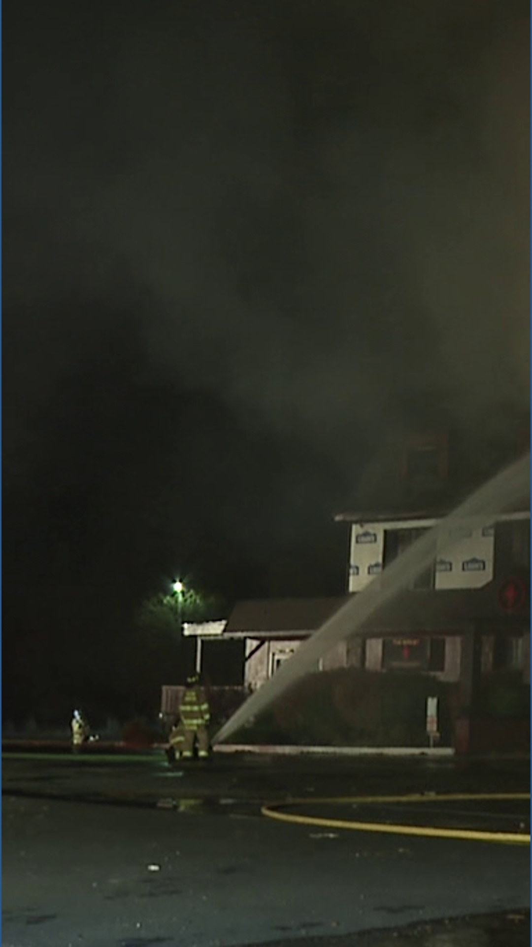 Flames tear through former restaurant in Mount Pocono | wnep.com