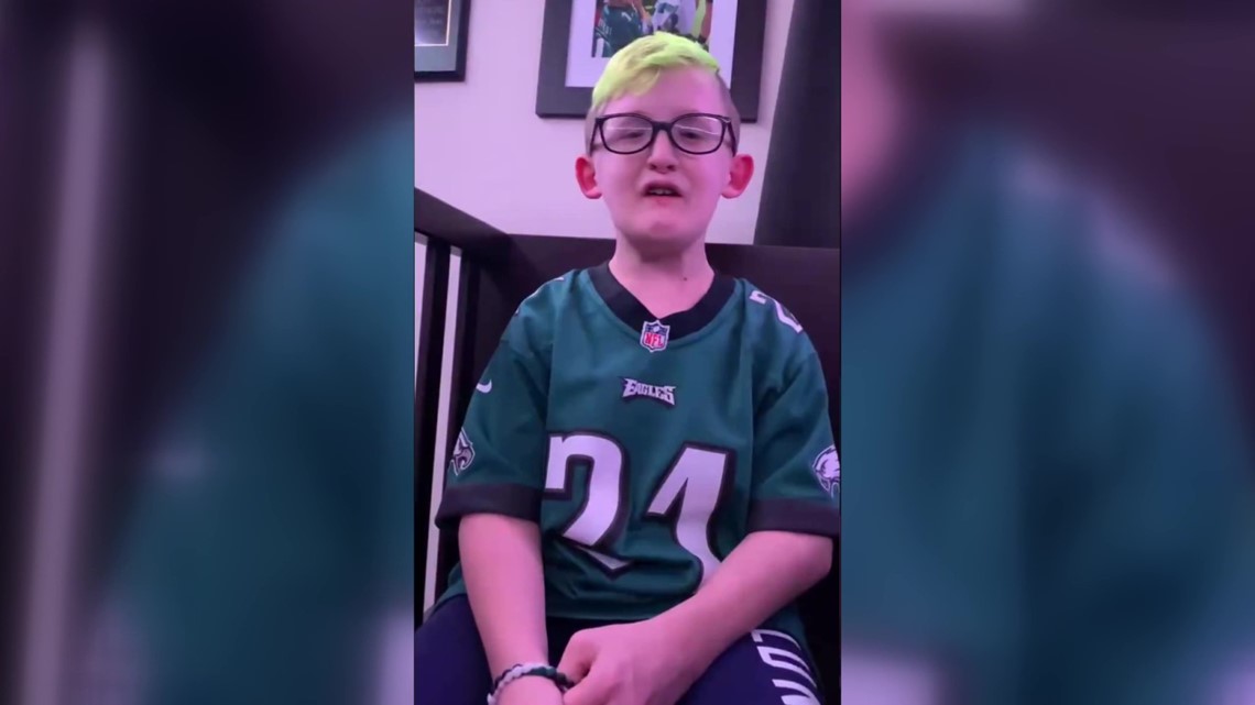 Philadelphia Eagles fans viral moments: How the city's character fuels its  fans.