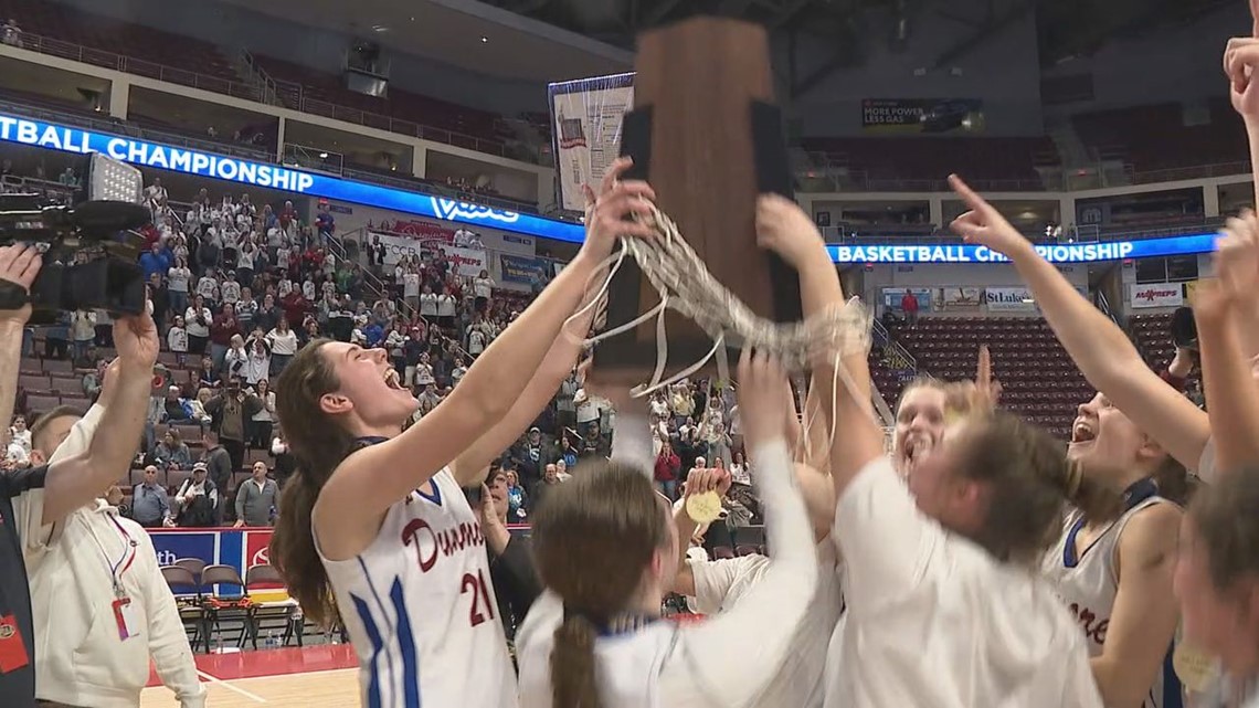 Lady Bucks Capture 3A State Title 42-30 over River Valley