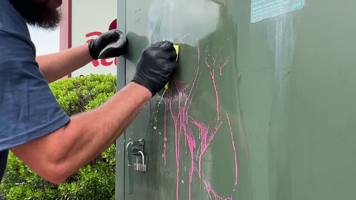 Construction company helps give back to community through graffiti ...