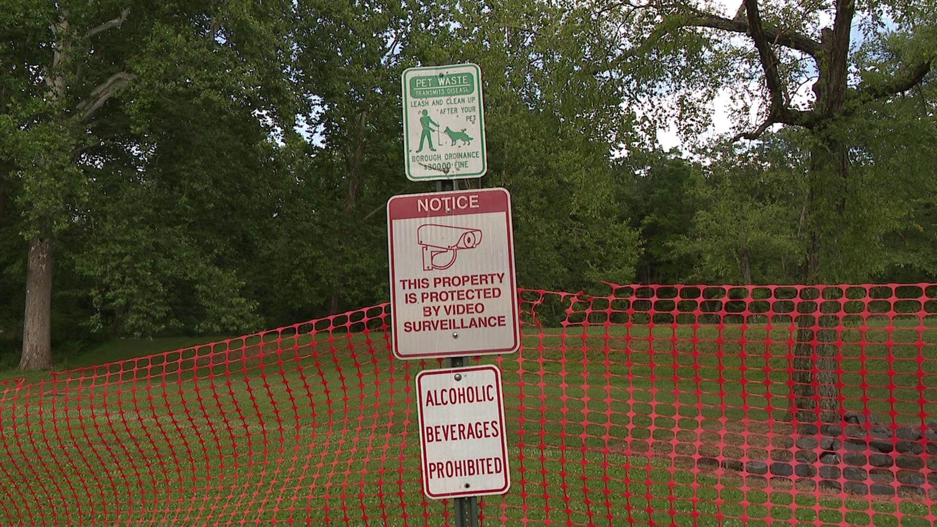 A popular park and swimming spot is now closed after the borough of Benton determined the crowds got too big and the piles of garbage got too large.