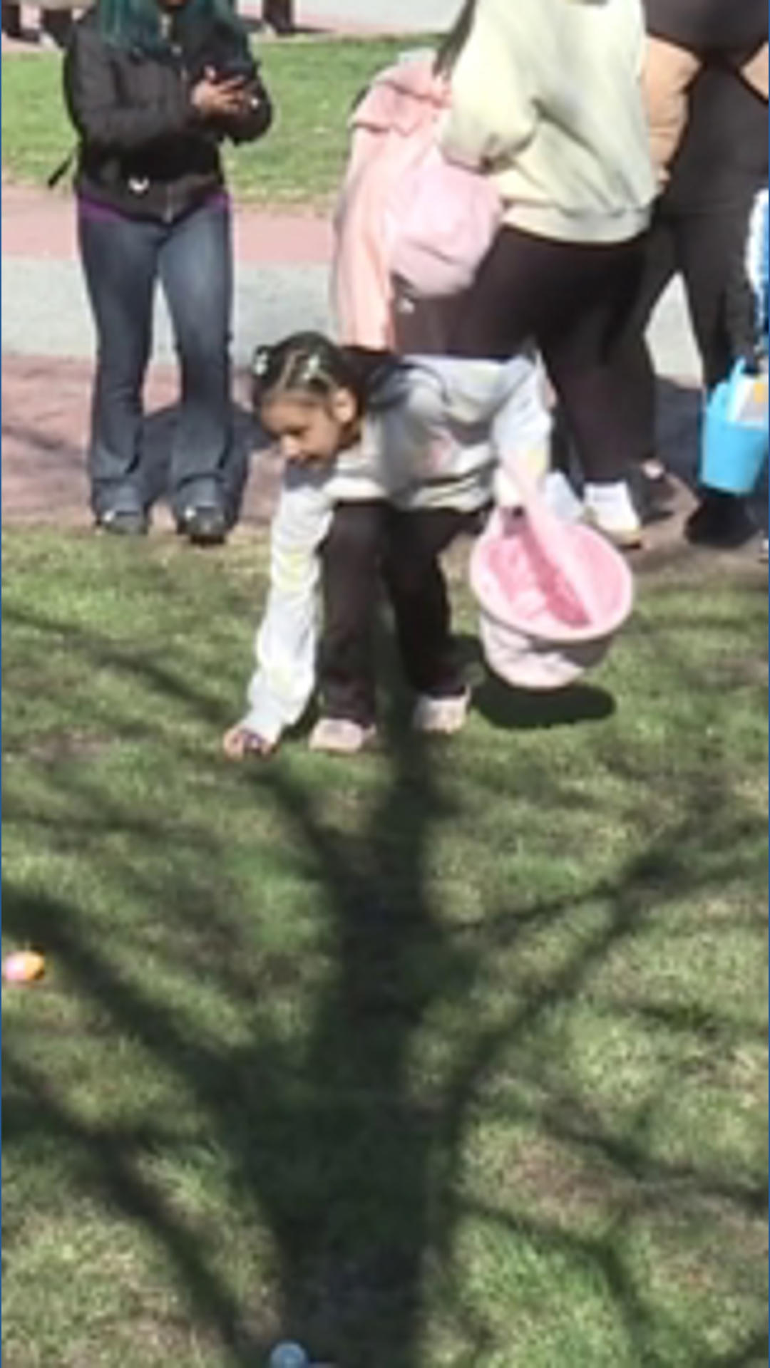 Easter egg hunt in Wilkes-Barre thrills families at public square ...