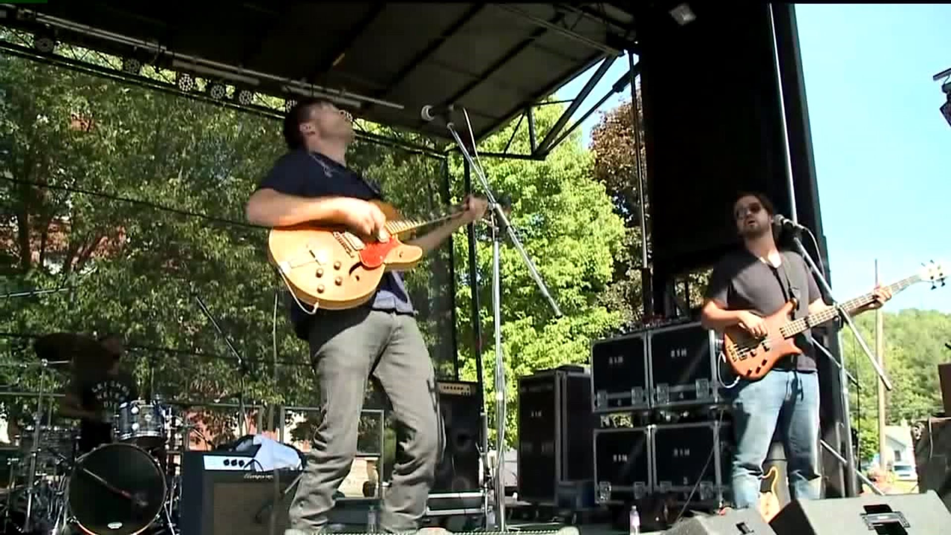 Beautiful Weather Brings Crowd to Honesdale's Roots and Rhythm Festival