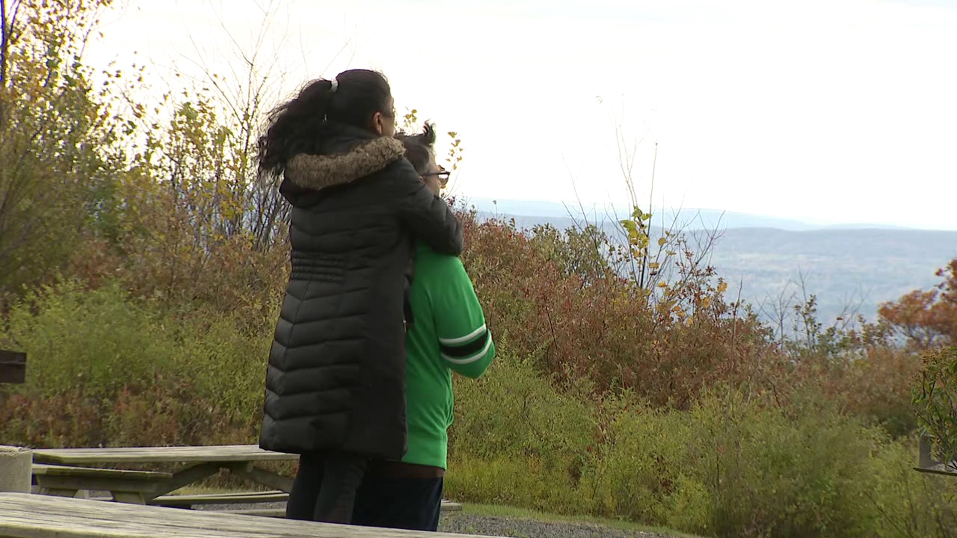 The fall foliage is at its peak in Monroe County. Newswatch 16's Emily Kress found plenty of people taking in the sights of the season.