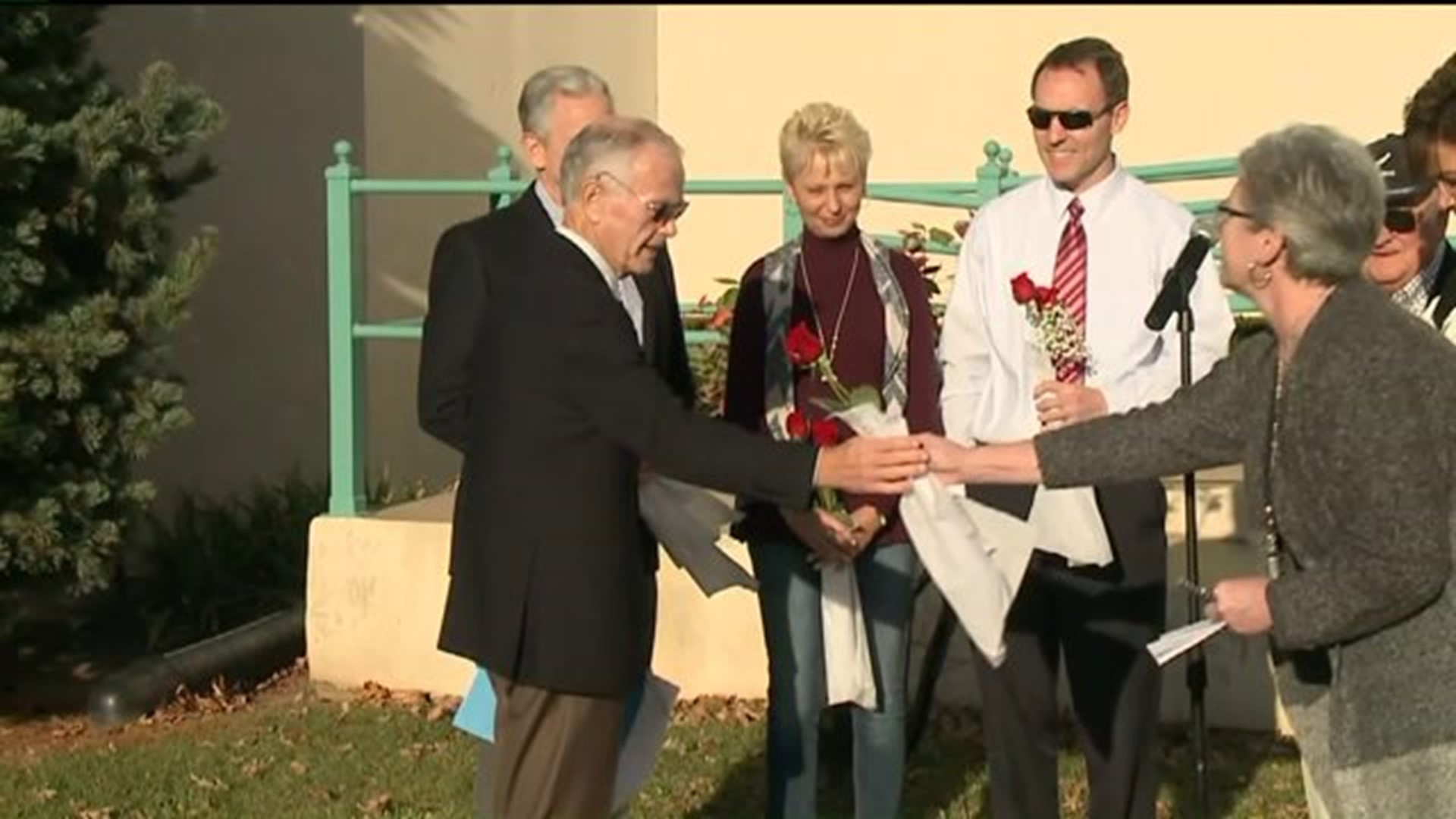 Veterans Day Ceremony Honors Those in Medical Field
