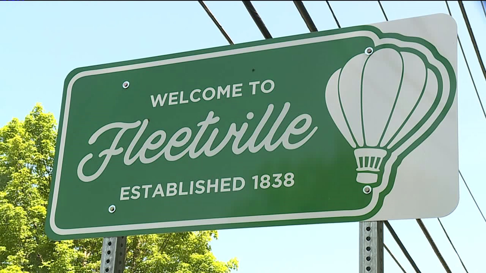 'Welcome to Fleetville' Signs Added Thanks to Young Girl's Efforts