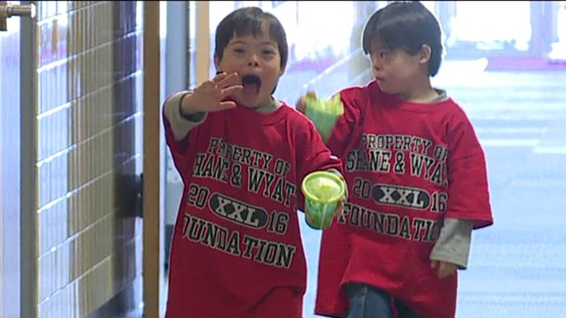 Students Show Support for Twins in Lehighton on World Down Syndrome Day