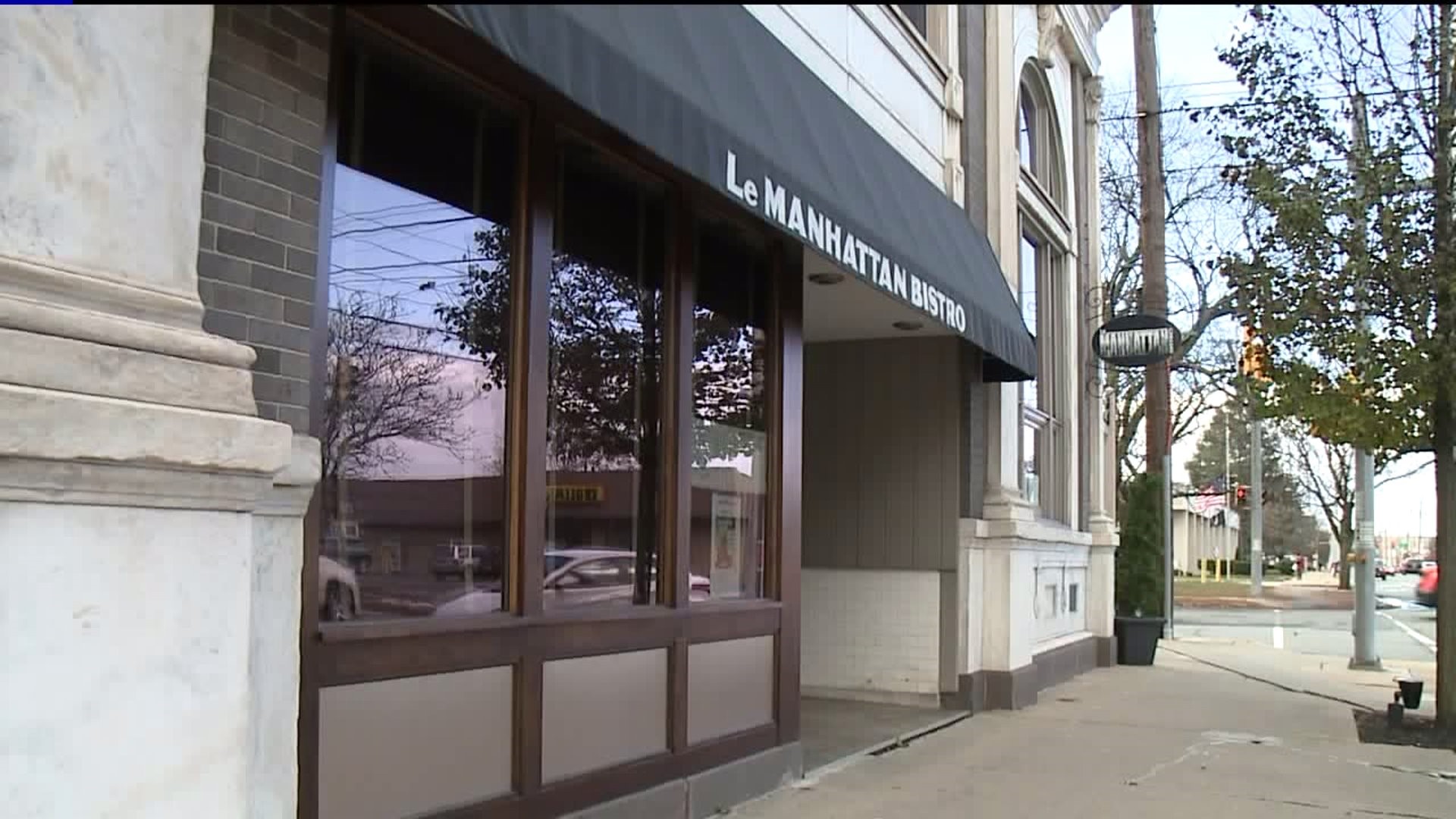 Le Manhattan Bistro Owner Evicted