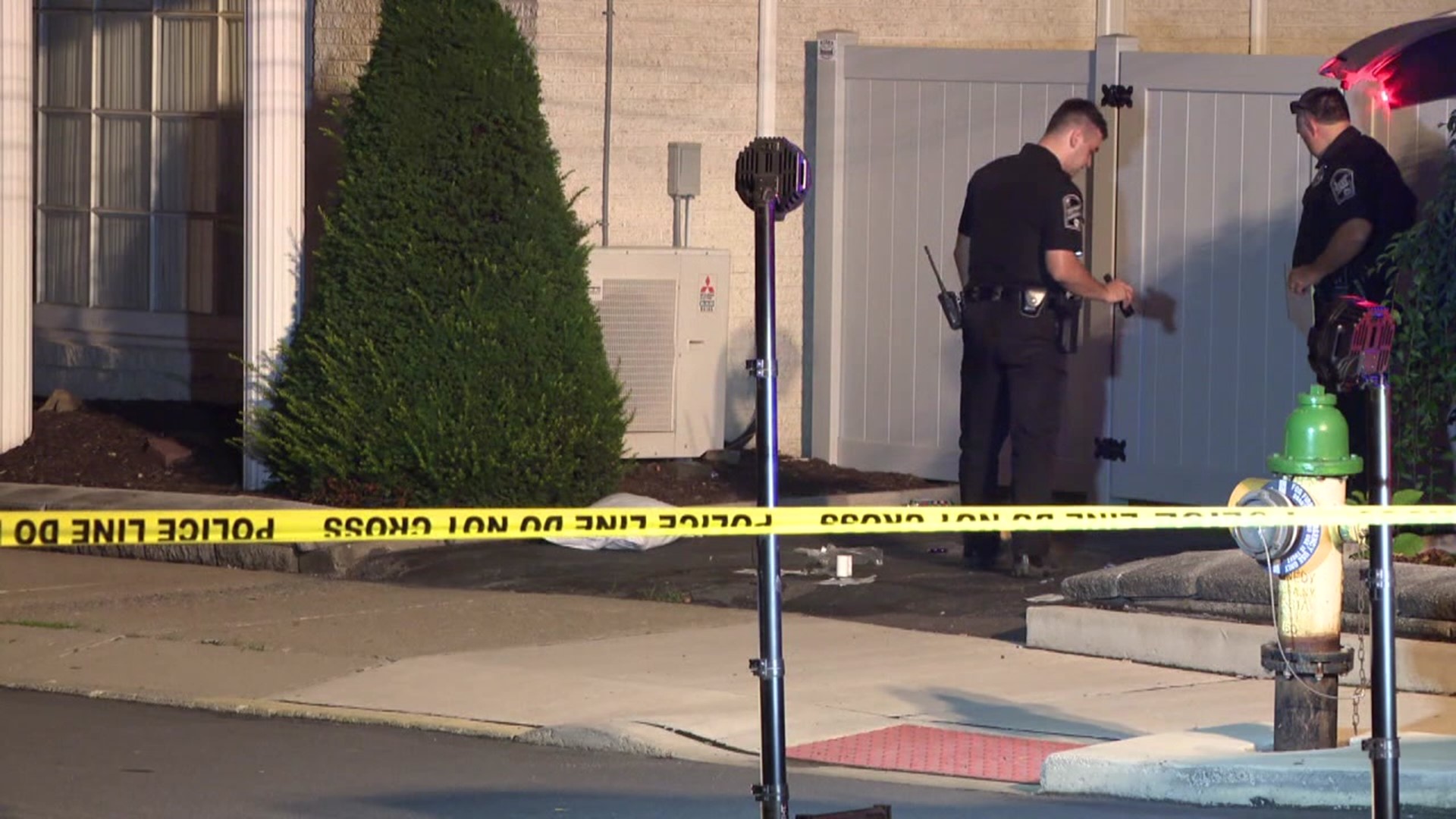 Pennsylvania mall shooting: 2 juveniles arrested after gang