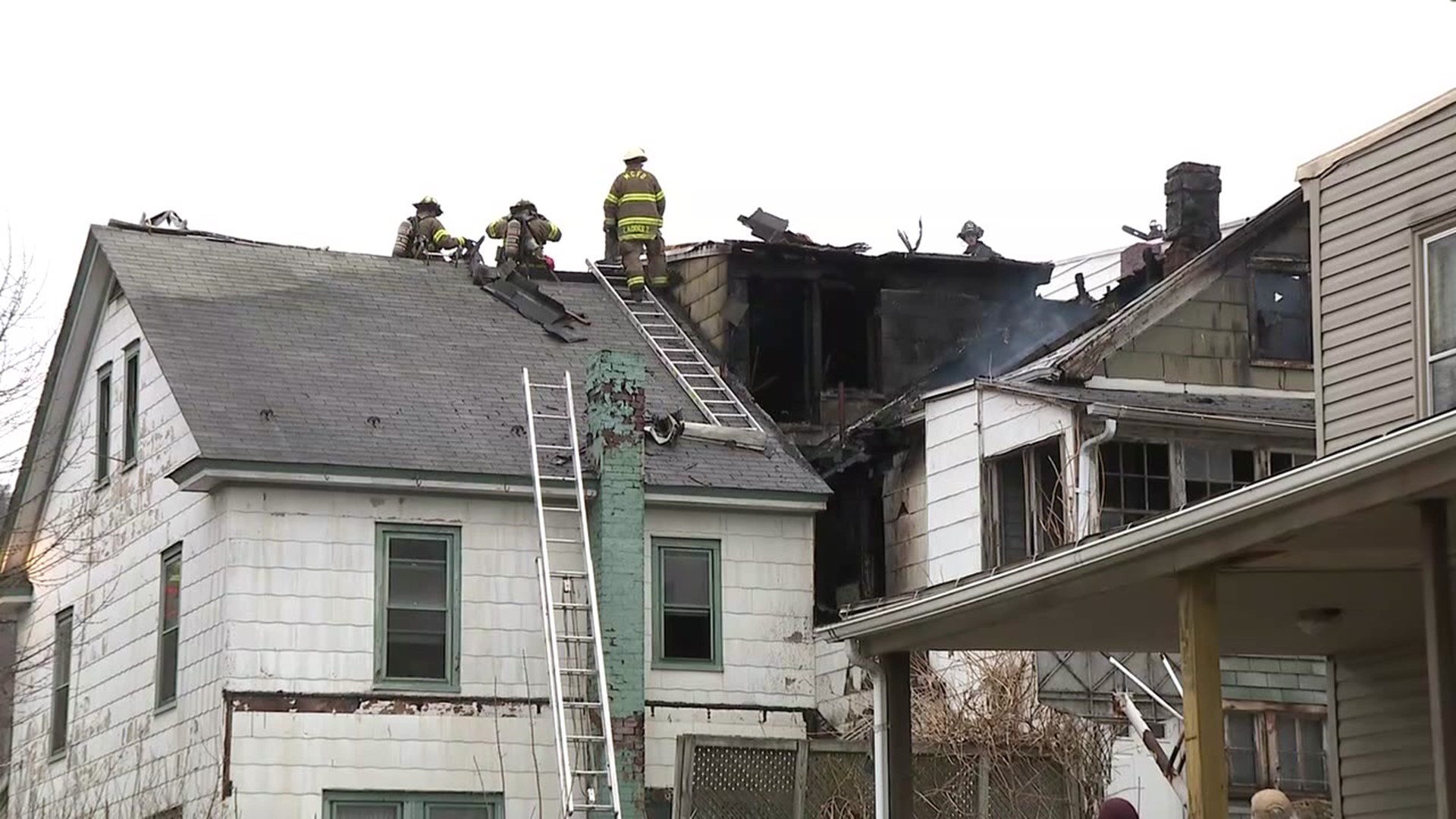 At least one person died and four homes in Shamokin were damaged by the fire Thursday afternoon.