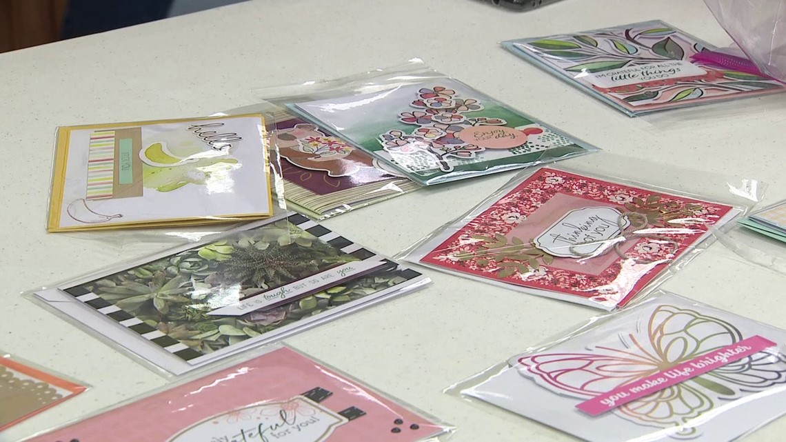 Organization helping to provide cards to soldiers to send to loved ones - Vimarsana News
