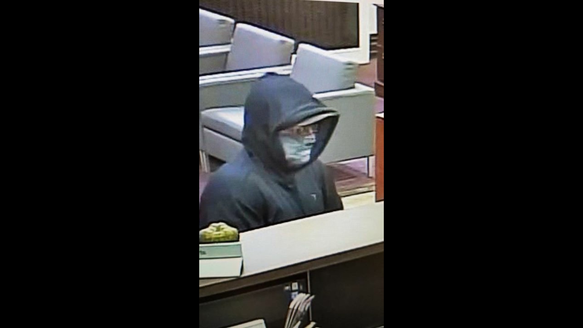 Police Investigating Armed Bank Robbery in Renovo