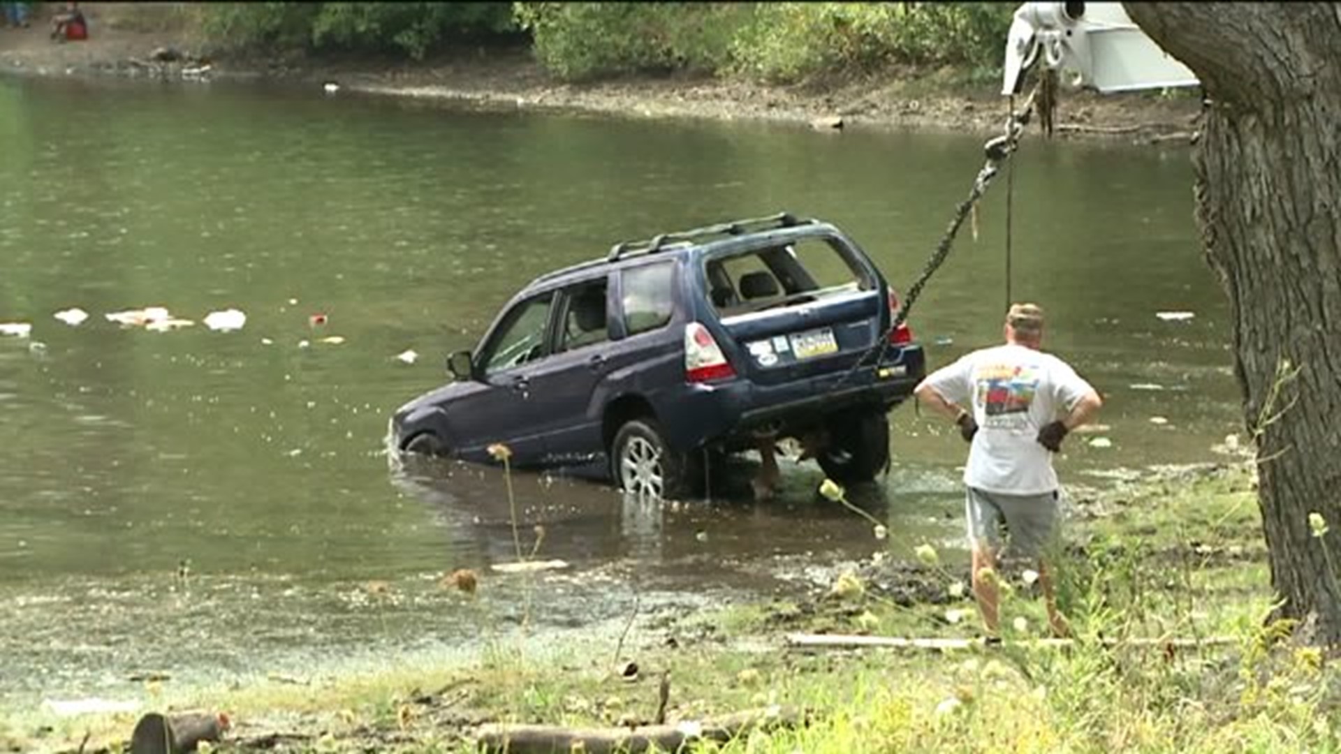 Body Pulled From Submerged SUV In Scranton | Wnep.com