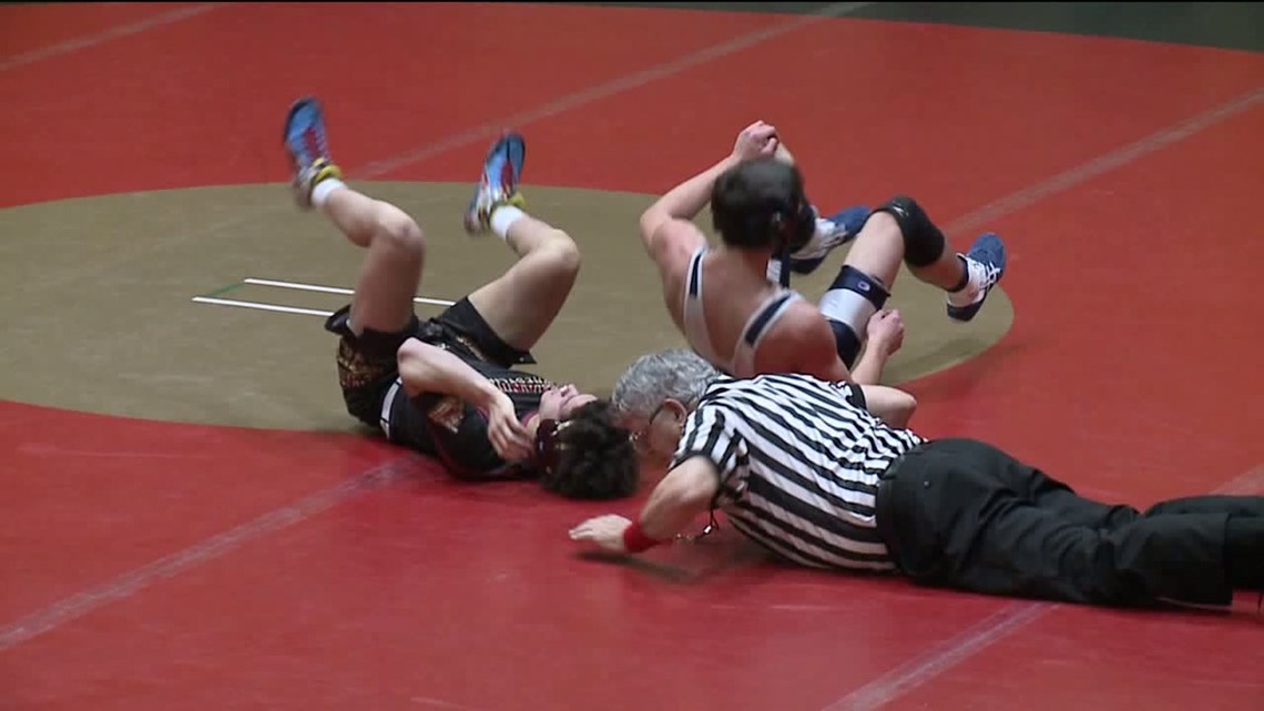 West Scranton vs Scranton wrestling