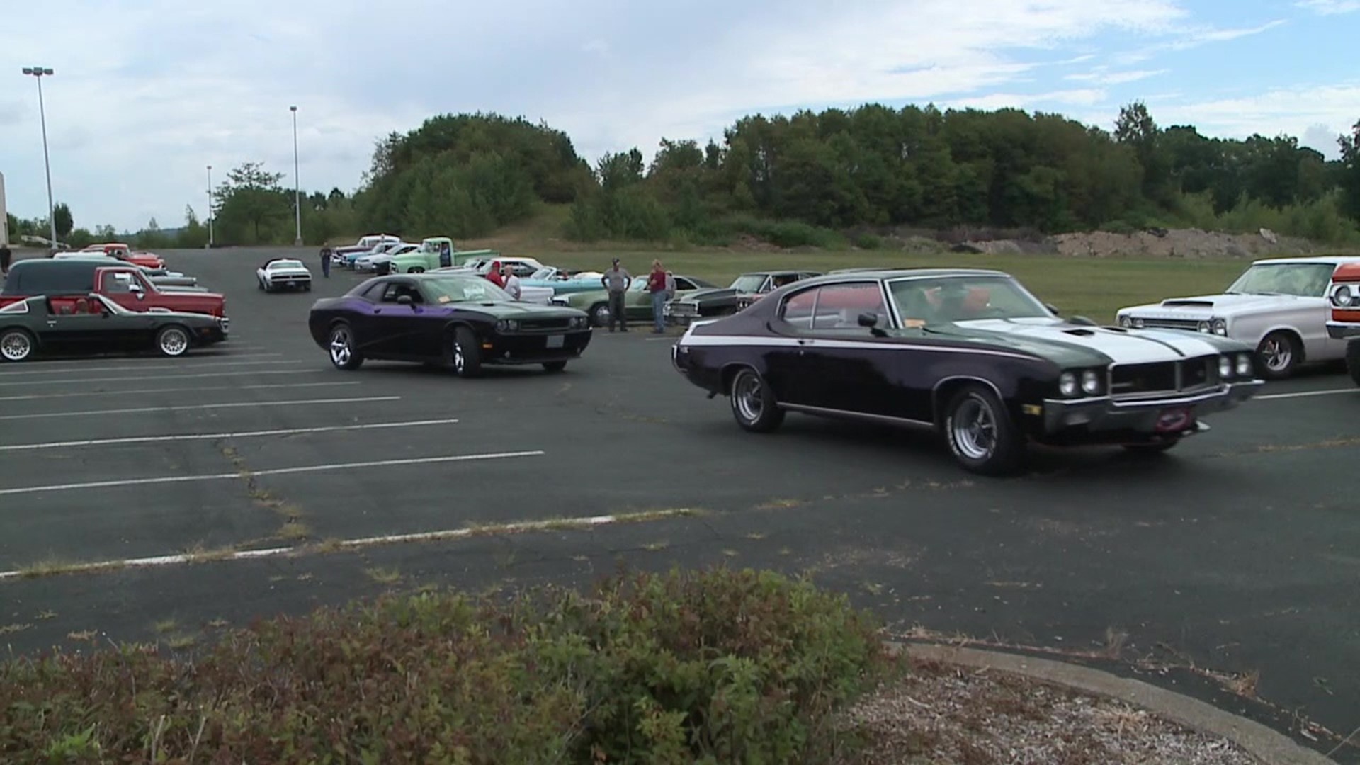 Taking to the open road for annual car cruise  wnep.com