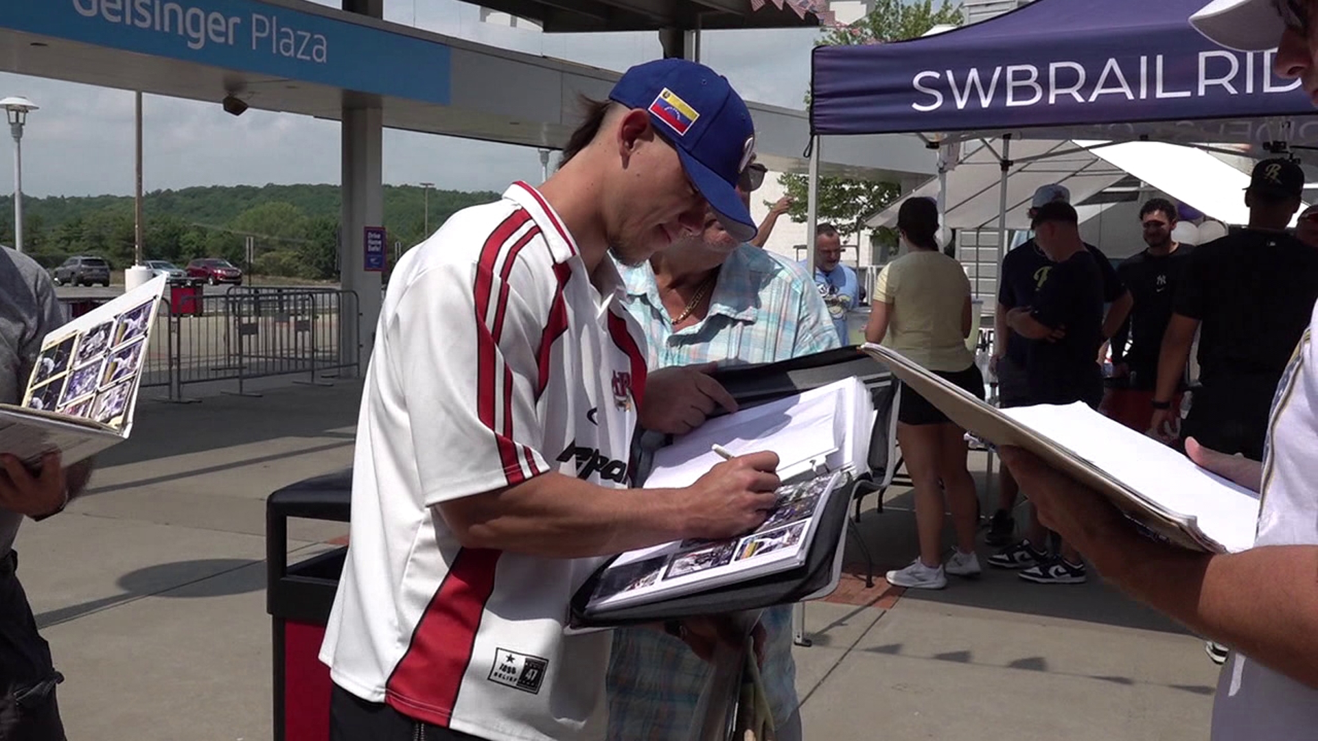 Railriders host lemonade stand to aid Venezuela earthquake relief ...