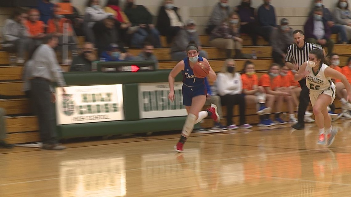 No. 1 Dunmore Beats Rival Holy Cross 66-26 in Girls Basketball
