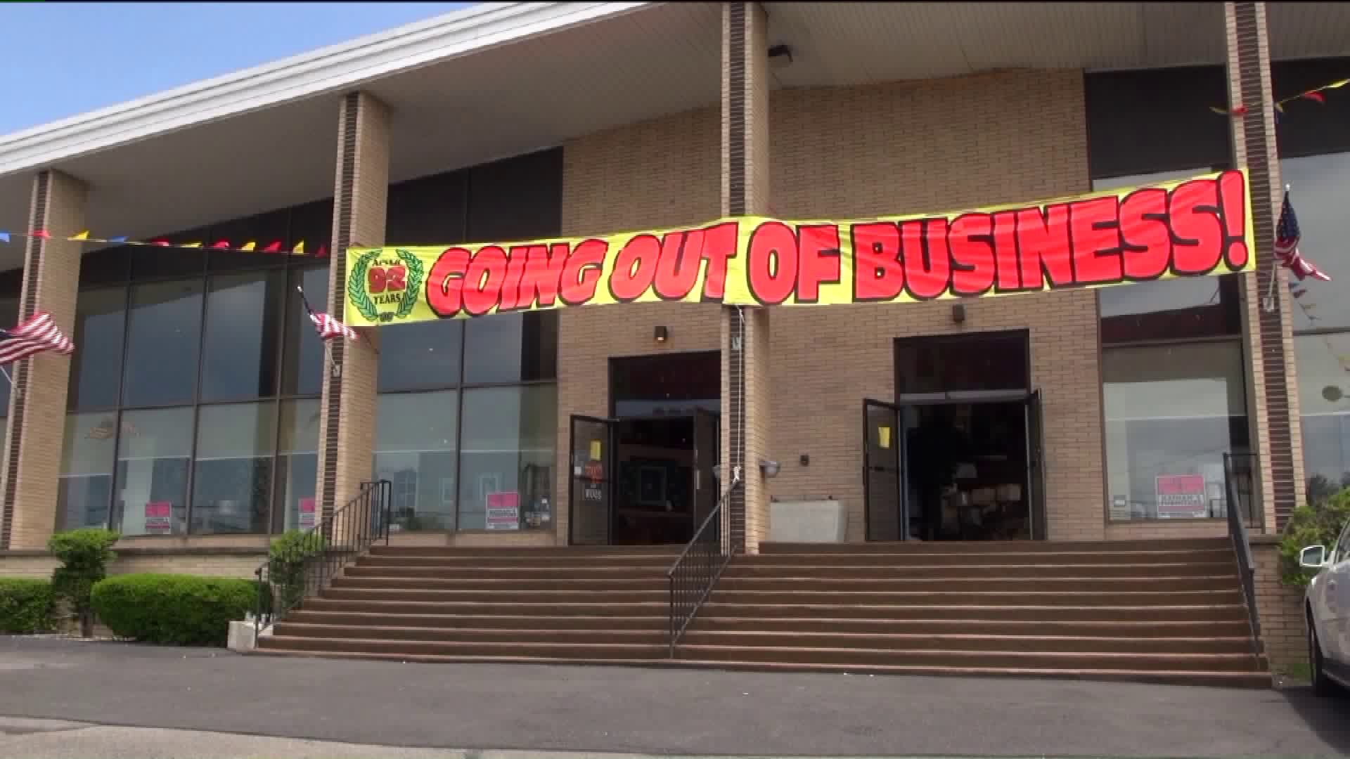 92-year-old furniture store going out of business