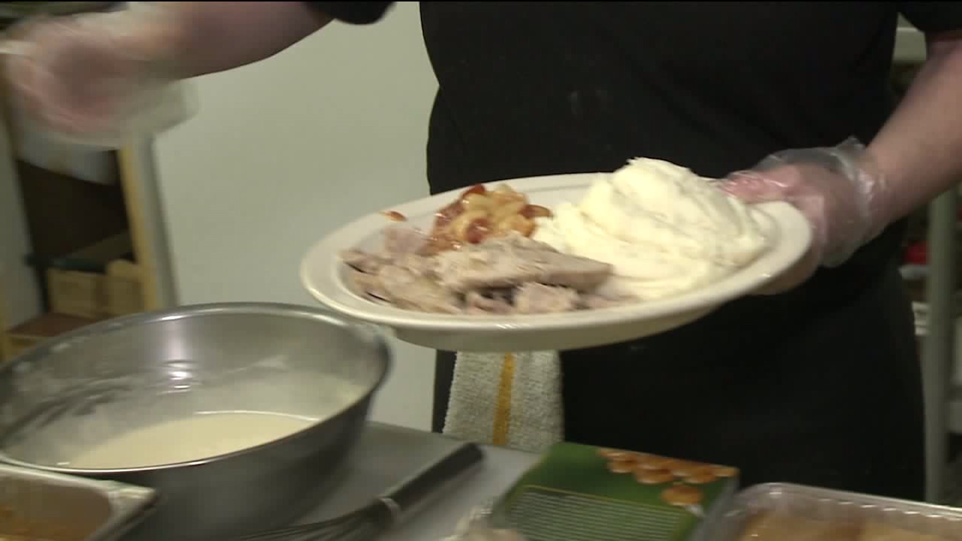 Restaurant Hosts Families in Need for Christmas Eve Dinner