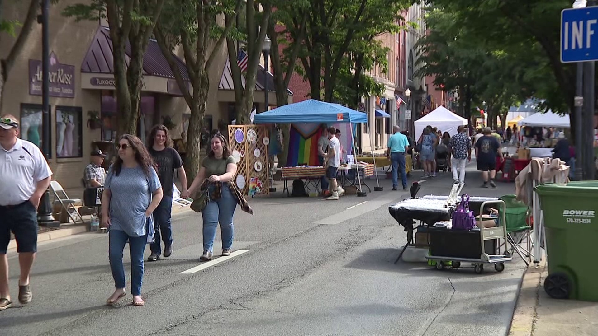 The event showcasing local artists took place in downtown Bill Town.