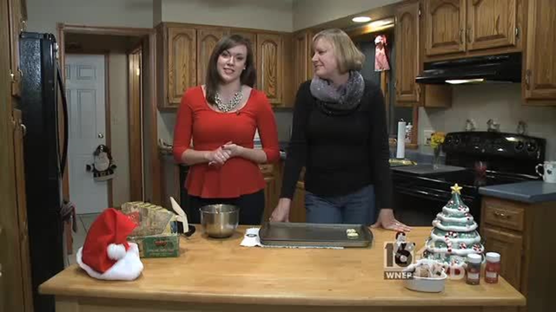 Stacy Lange & Lara Greenberg make Cookies