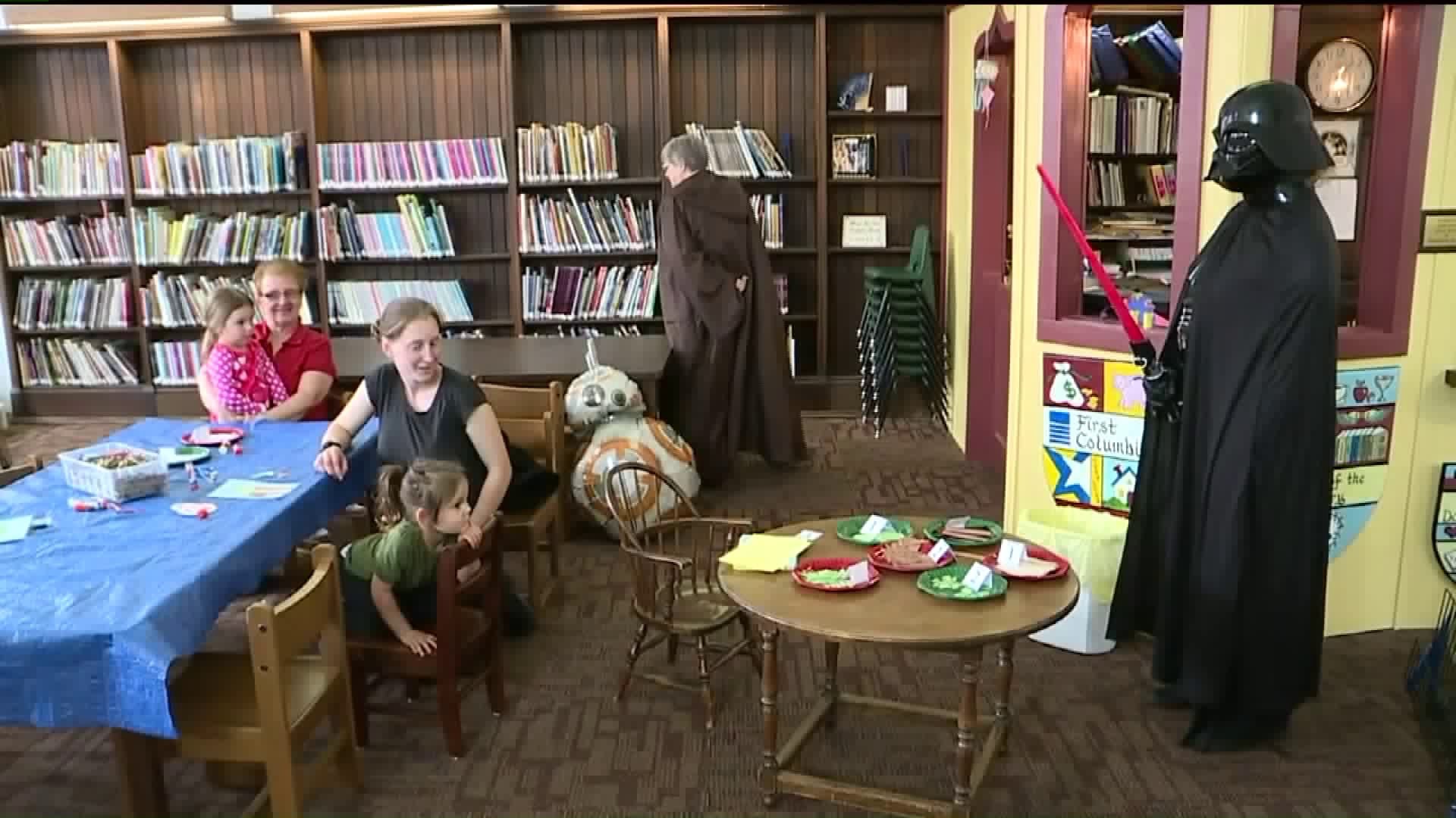 Library Hosts `Star Wars Day` Party