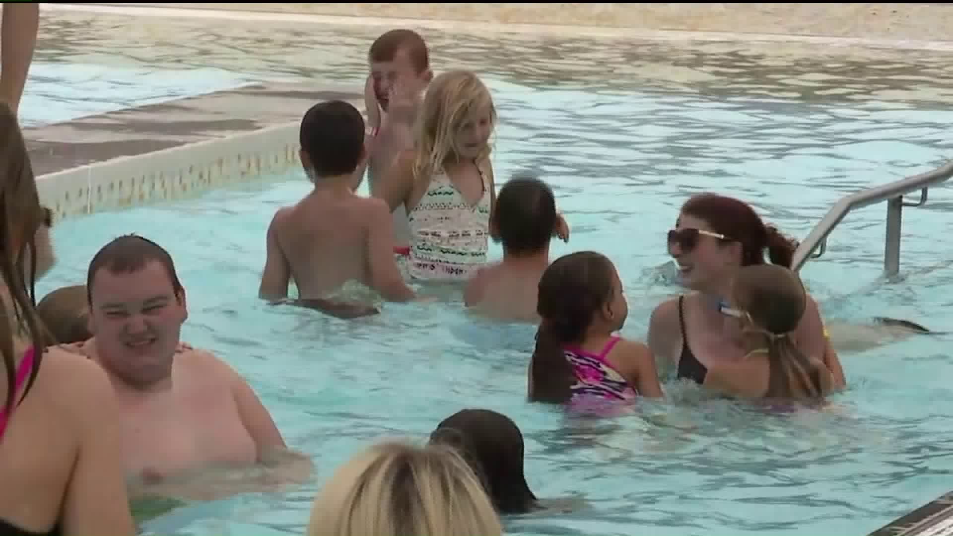 Elks Lodge Offers Pool Passes to Keep Kids Cool