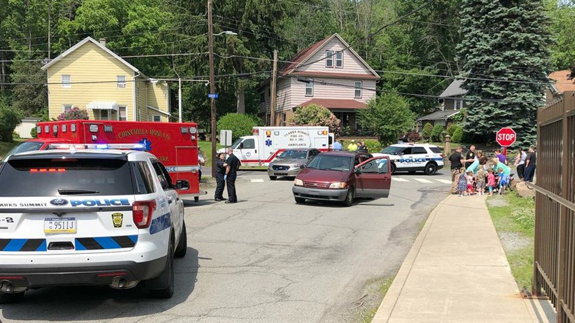 Children in Stroller Hurt in Clarks Summit Crash