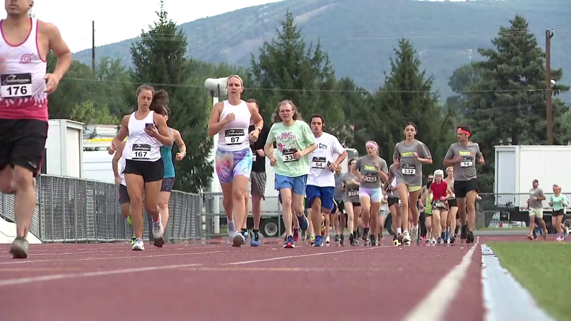 This year's Team Allied Services and You campaign kicked off its annual 5k at Veterans Memorial Stadium in Scranton Saturday.