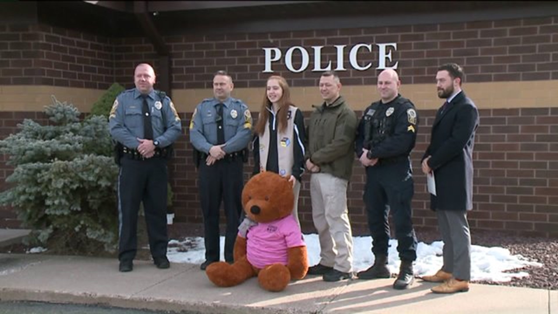 Service Project to Help Officers Comfort Kids