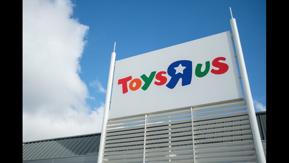 Toys R Us Closing More Than 180