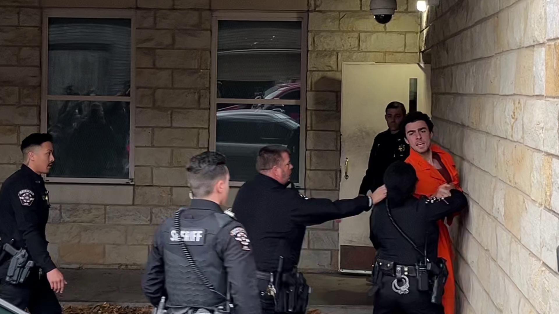 Suspect charged with murder in fatal shooting of UnitedHealthcare CEO ...
