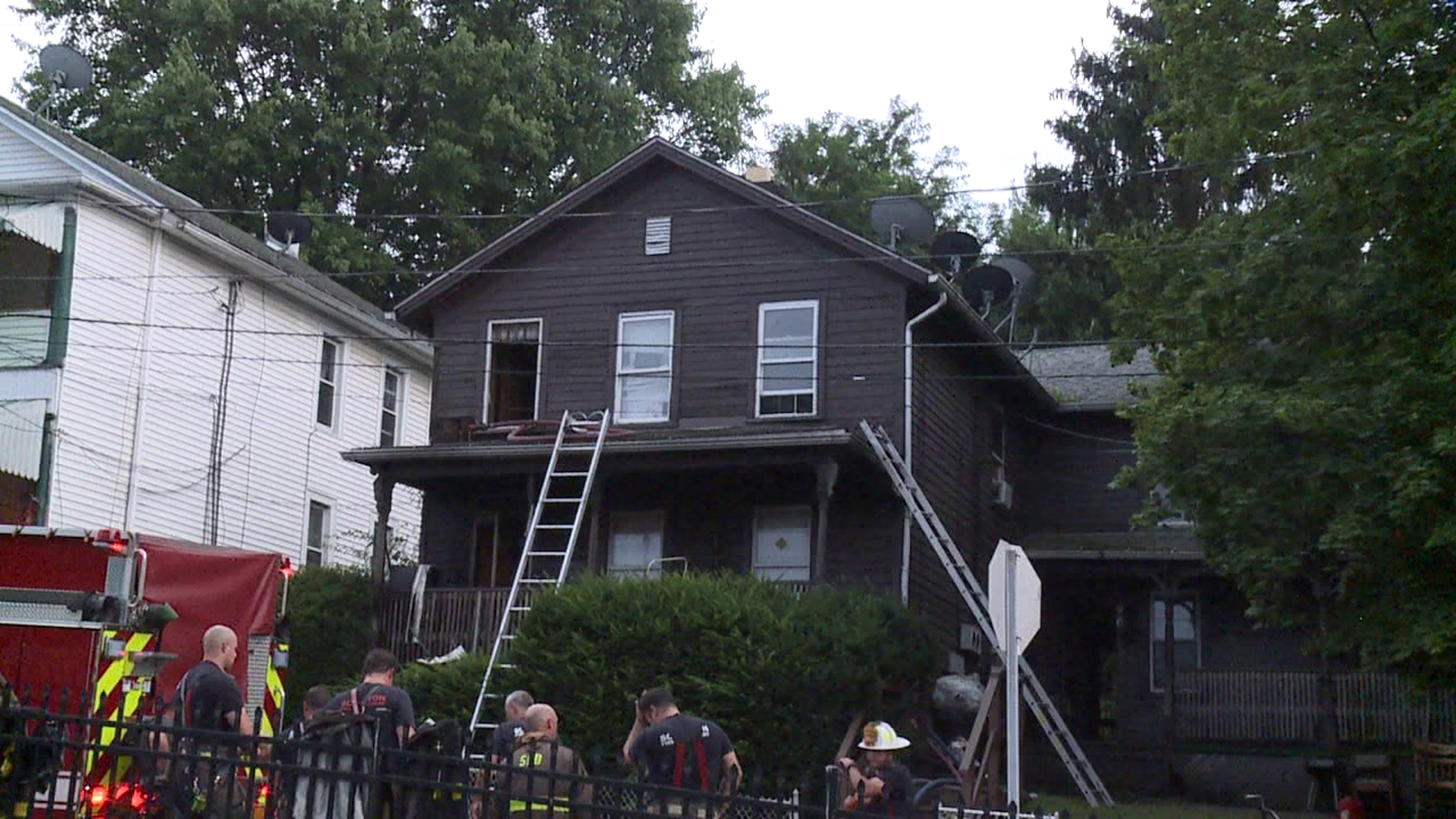 Fire leaves several displaced in Scranton | wnep.com