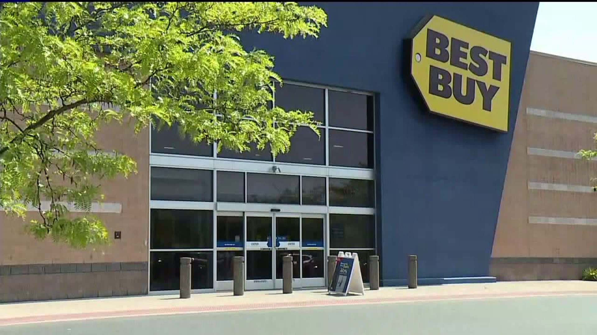 Nearly $80K Worth of Electronics Stolen from Best Buy