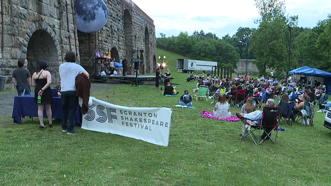 Outdoor Shakespeare on a ‘Midsummer’ night