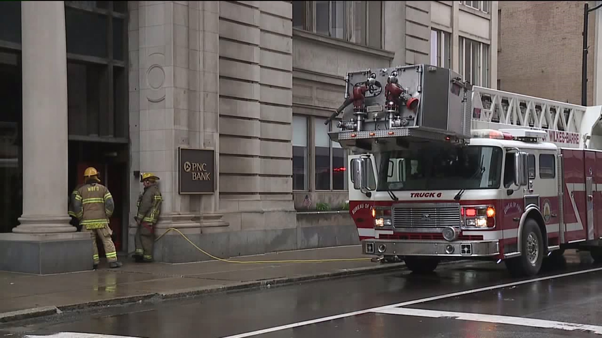 Smoke Fills PNC Bank Building in Wilkes-Barre
